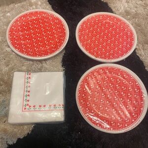 Vintage American Greetings Plates And Napkins Floral Heart Pattern MCMLXXXV Core